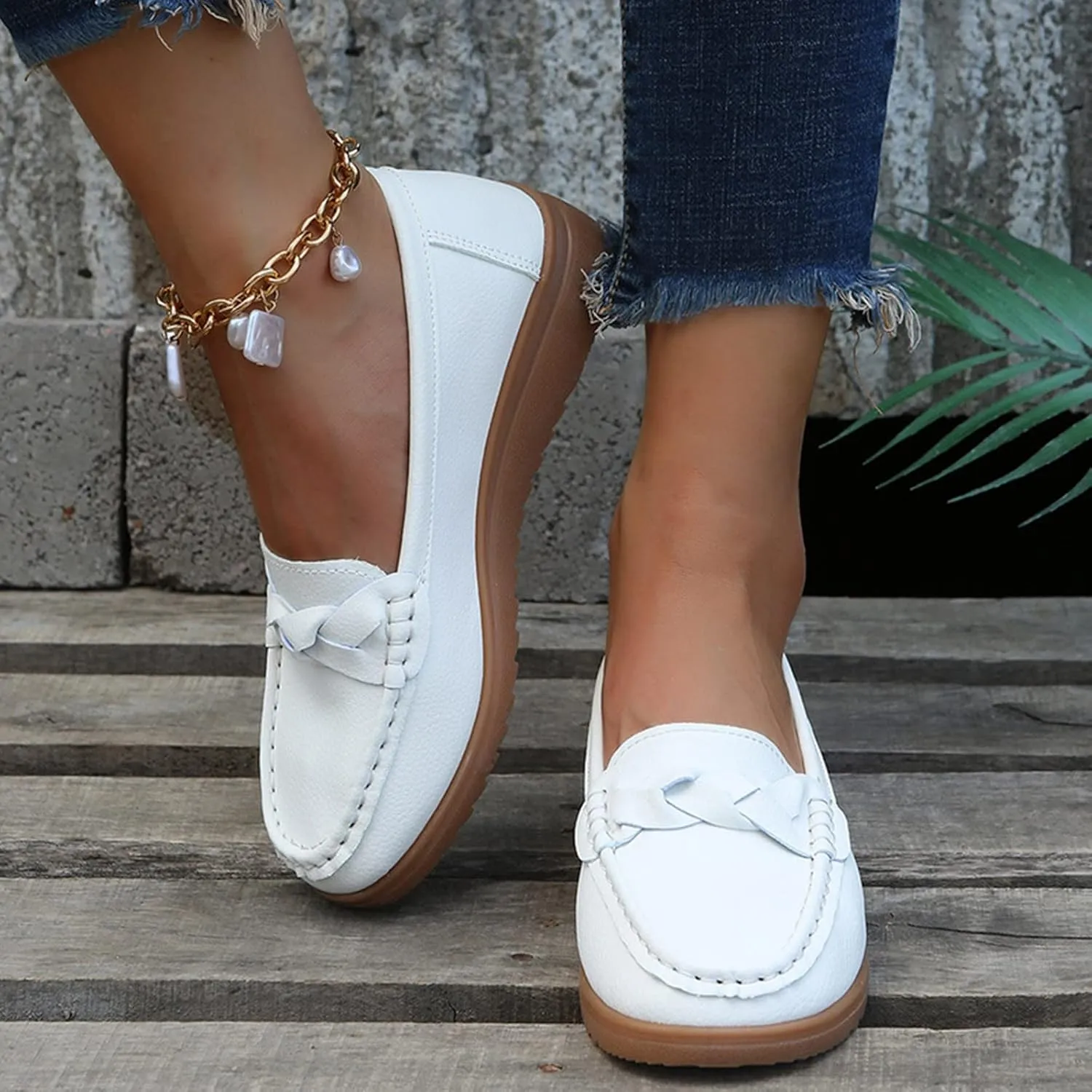 Flats Shoes for Women Breathable Leather Loafers Orthopedic Shoes Casual Walking Shoes Ladies Slip-On Driving Shoes